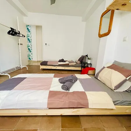 Apartamento Moderno En Centro-Malaga Con Balcon Màlaga Exterior photo