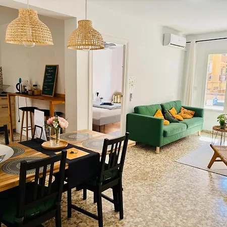Apartamento Moderno En Centro-Malaga Con Balcon Màlaga Exterior photo