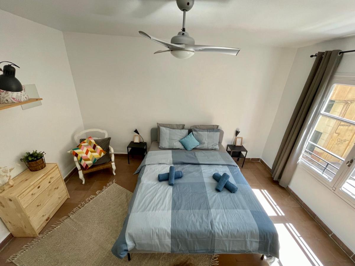 Moderno En Centro-malaga Con Balcon